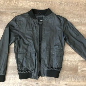 KR3W Jacket